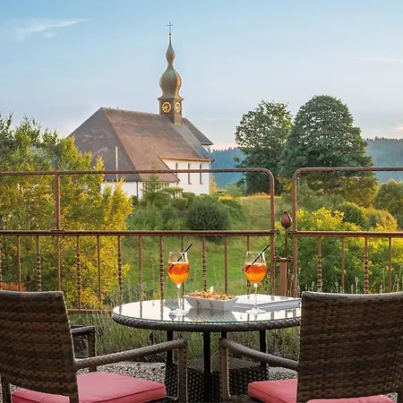 Adler Gourmet & 4*